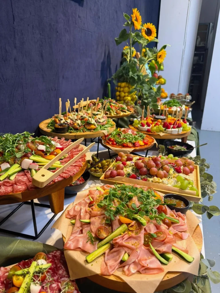 innoveat catering signature canvas